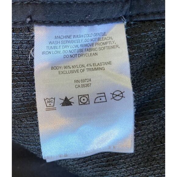 Columbia Omni Shield Athletic Shorts Size 10 Women’s Black - Picture 4 of 8